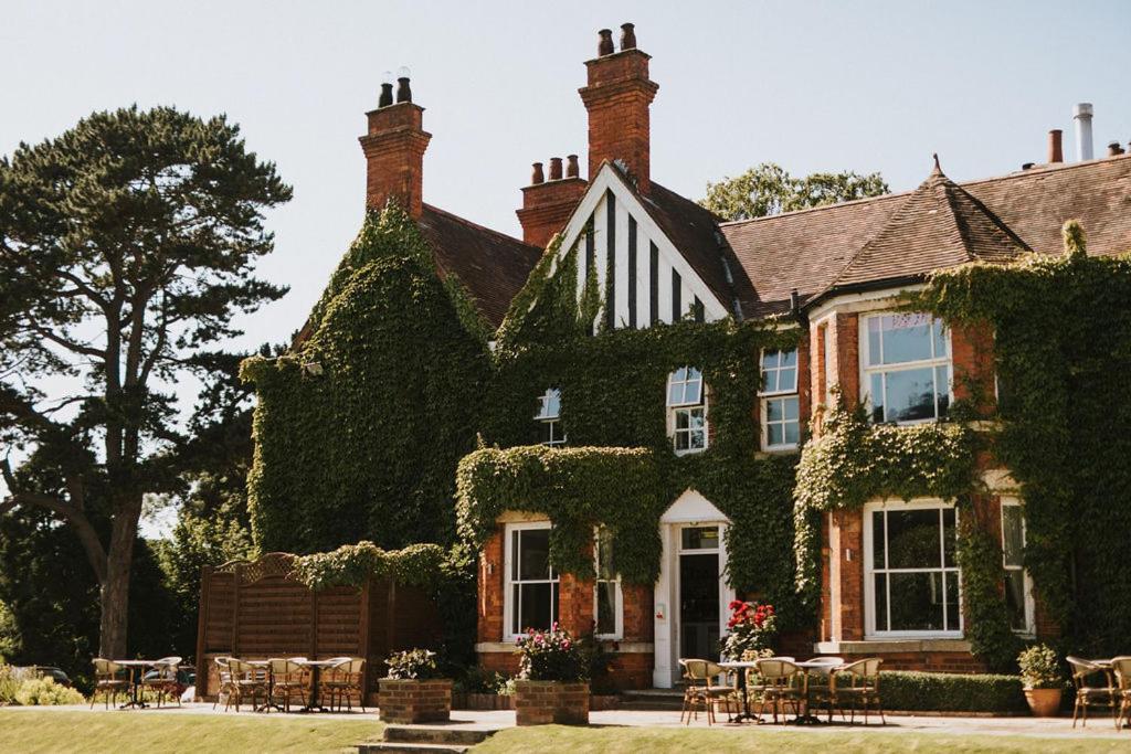 Healing Manor Hotel Grimsby Bagian luar foto
