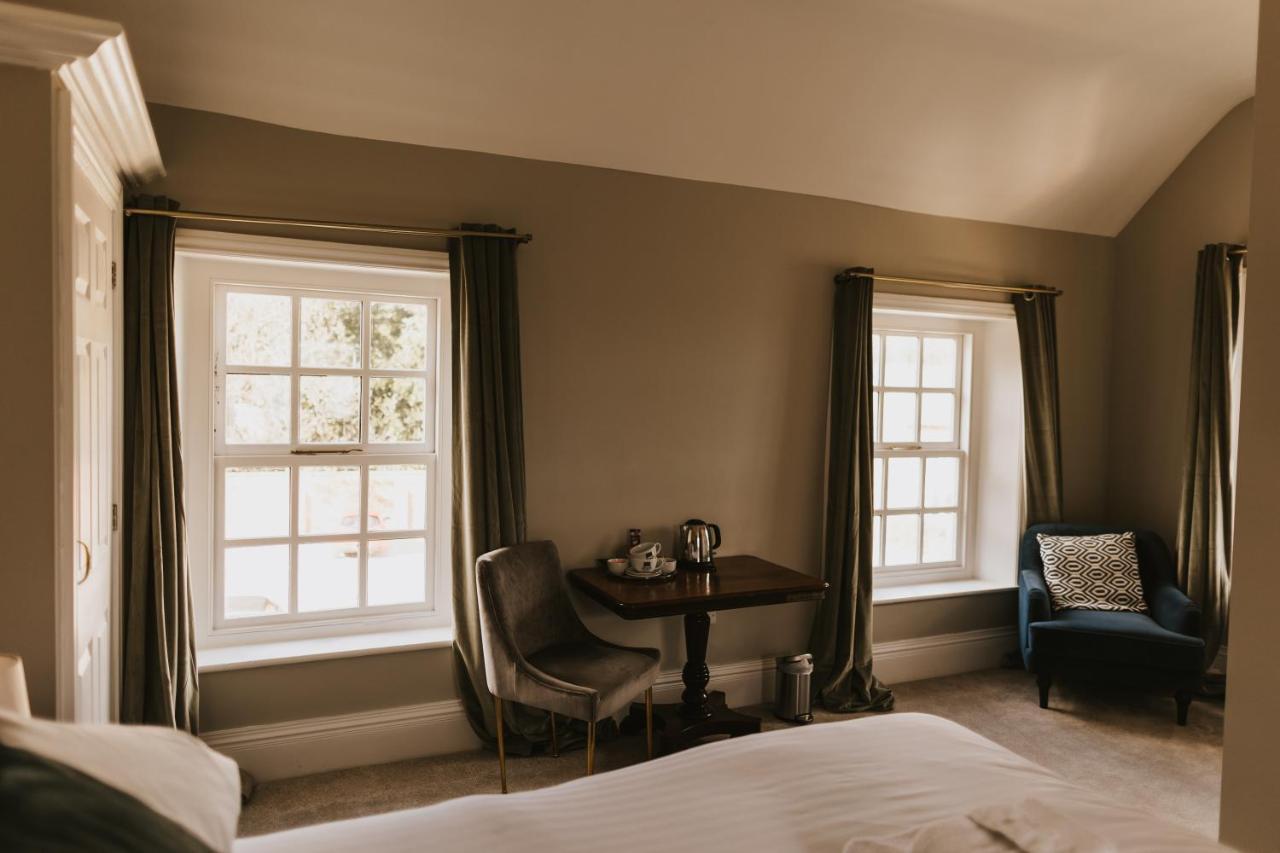 Healing Manor Hotel Grimsby Bagian luar foto