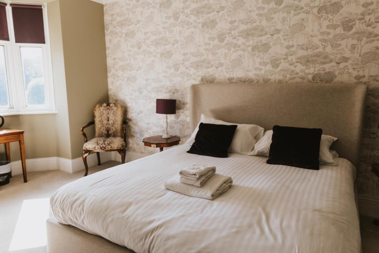 Healing Manor Hotel Grimsby Bagian luar foto