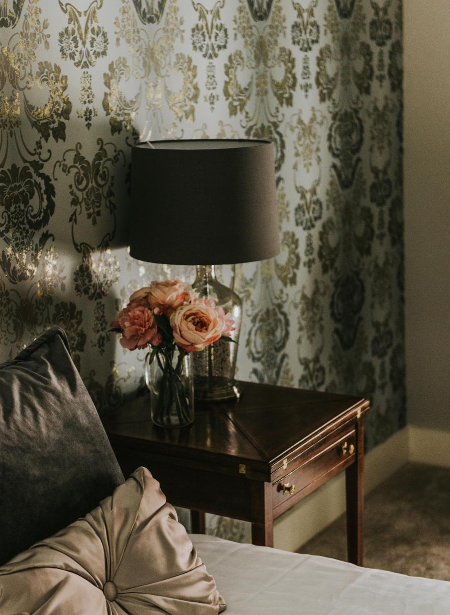 Healing Manor Hotel Grimsby Ruang foto