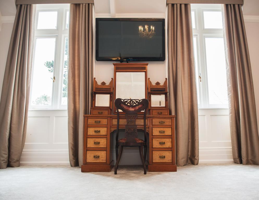 Healing Manor Hotel Grimsby Bagian luar foto