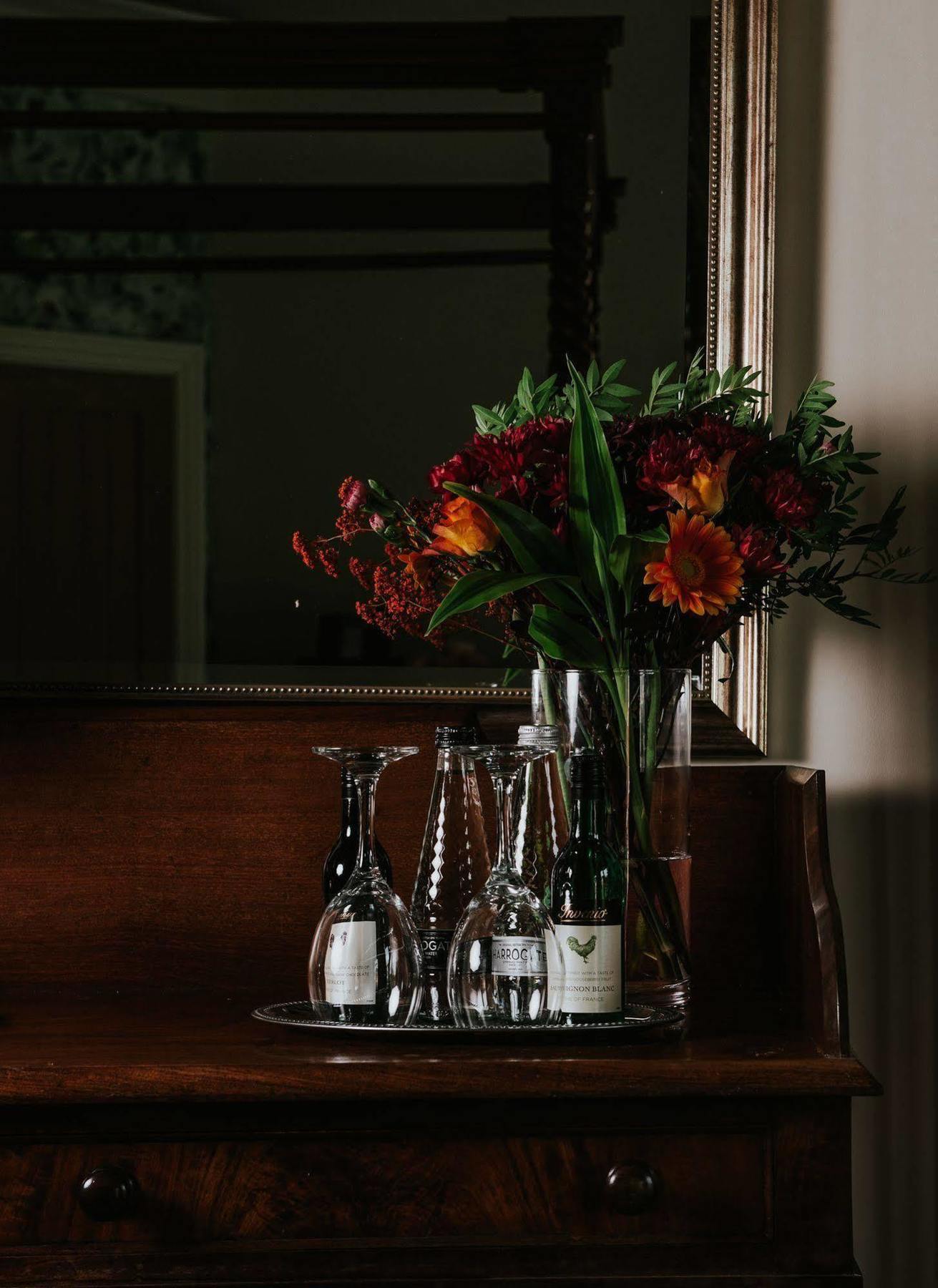 Healing Manor Hotel Grimsby Bagian luar foto