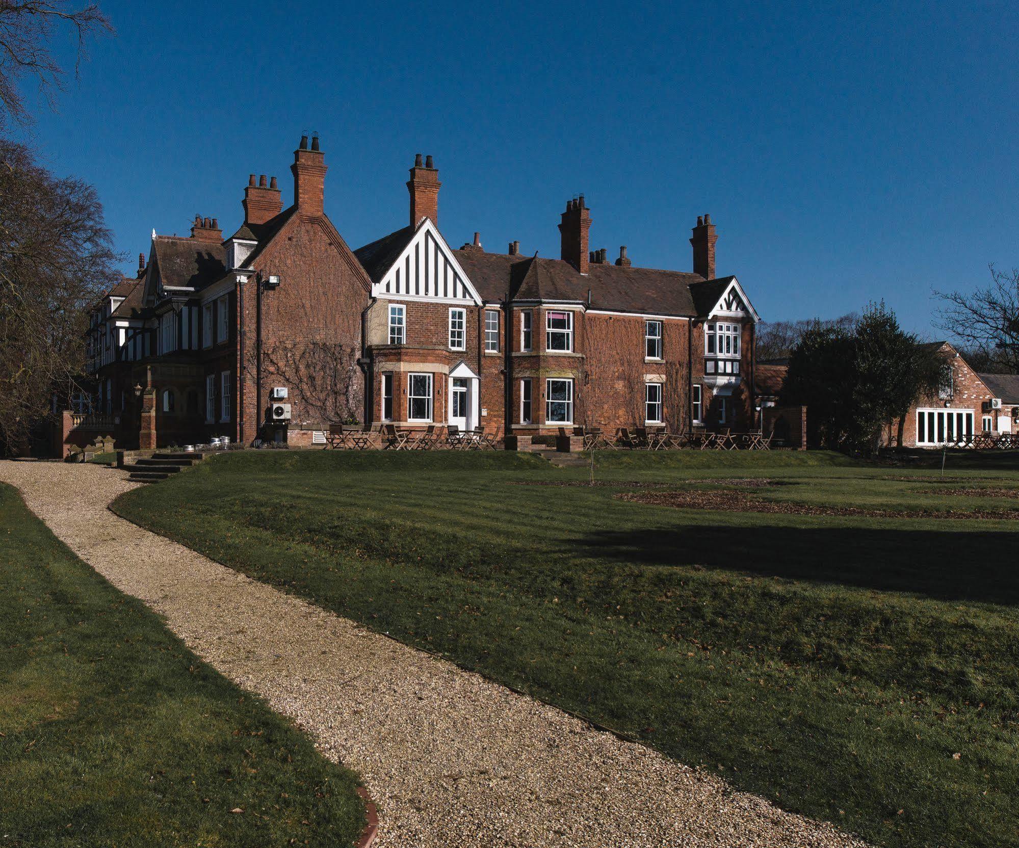 Healing Manor Hotel Grimsby Bagian luar foto